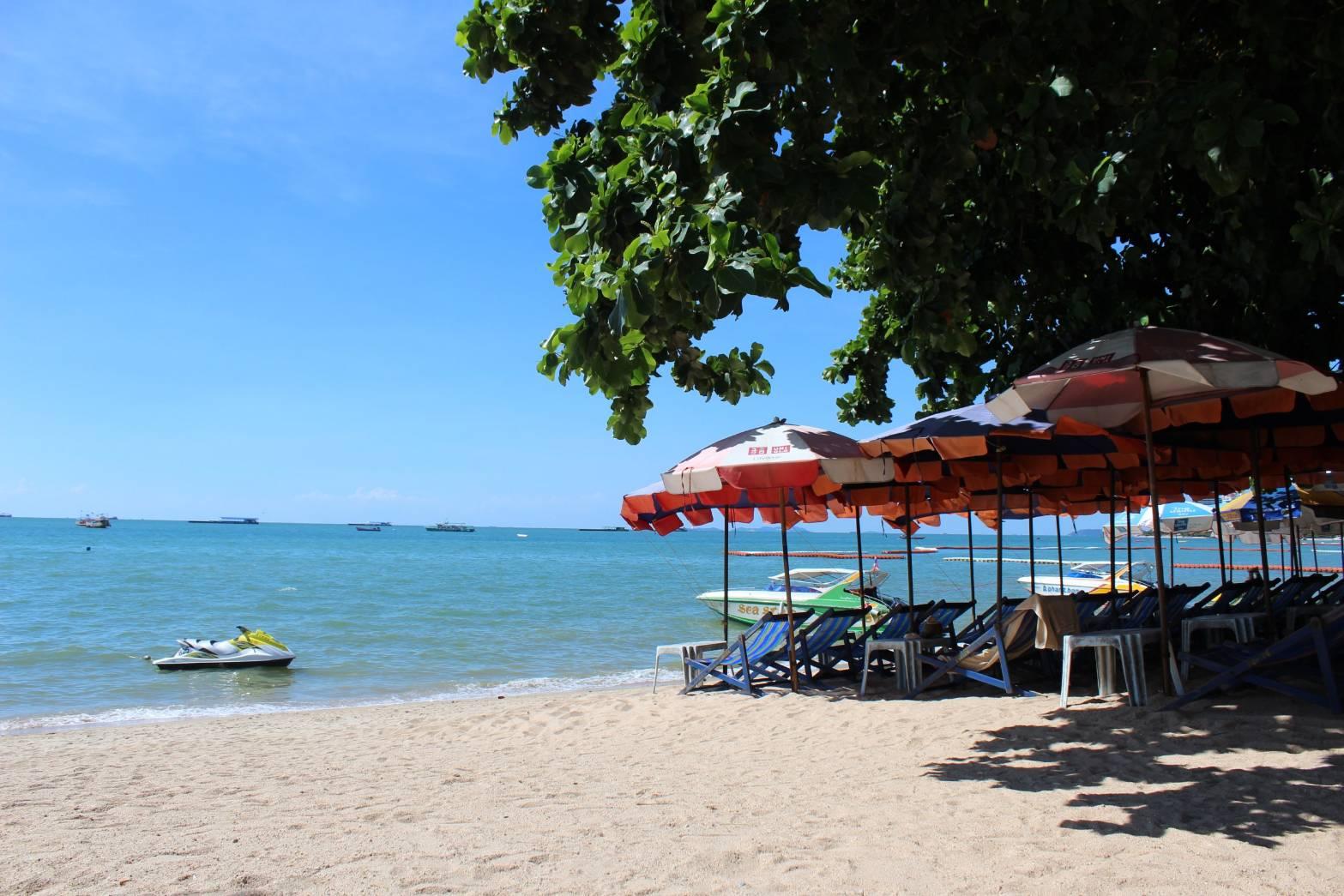 Nova Gold Hotel Pattaya Exterior foto